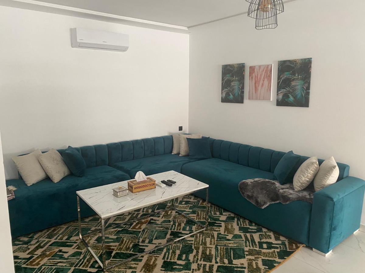 Iquama Atawhid Apartment Надор Екстериор снимка